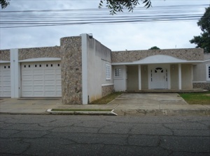REAL & BUSINESS BROKER&acute;S C.A Casa En Venta En Ciudad Ojeda - Tamare C&oacute;digo FLEX: 11-3322