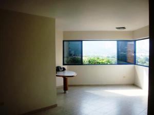 NACARI ORDO�EZ Apartamento En Venta En Valencia - Los Mangos C&oacute;digo FLEX: 11-3342 No.3