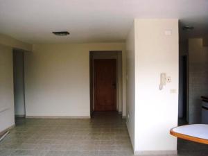NACARI ORDO�EZ Apartamento En Venta En Valencia - Los Mangos C&oacute;digo FLEX: 11-3342 No.5