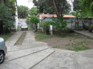 IGNATHELL RAMIREZ Casa En Venta En Maracay - El Limon C&oacute;digo FLEX: 11-3365 No.2