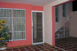MASTER INTERNATIONAL Townhouse en Venta en Ciudad Jardin en Cagua Código: 11-3384 No.0