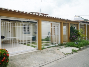 EILEEN CASTILLO Casa En Venta En Turmero - La Mantuana C&oacute;digo FLEX: 11-3403