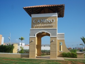 MASTER INTERNATIONAL Townhouse En Venta En Maracaibo - Via La Concepcion C&oacute;digo FLEX: 11-3412