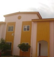 Townhouse / Venta / Maracaibo / Circunvalacion Dos / FLEXMLS-11-3666