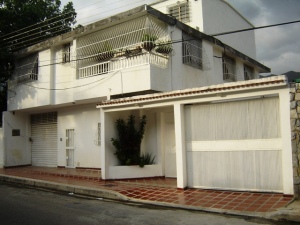 OSMAR GOMEZ Casa En Venta En Maracay - El Limon C&oacute;digo FLEX: 11-3669
