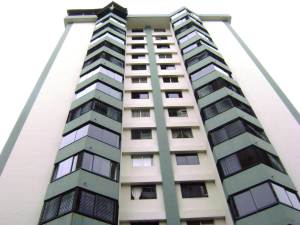 LISETH GONZALEZ Apartamento Venta Valencia Valles de Camoruco FLEXMLS-11-3988