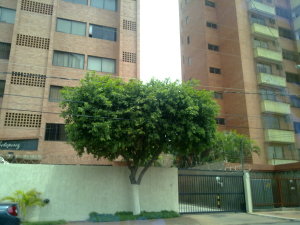 JUSMERI ESPINA Apartamento Venta Maracaibo Cecilio Acosta FLEXMLS-11-4136