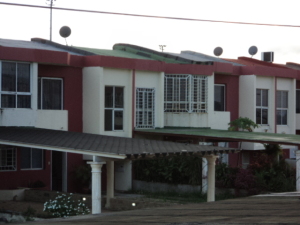         ANGEL PINTON Villa Cerrada En Venta En Maturin - Puesta del Sol C&oacute;digo FLEX: 11-4226