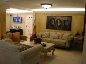 FRANQUICIA MASTER COLOMBIA Townhouse en Alquiler en Avenida Milagro Norte en Maracaibo C&oacute;digo: 11-4231 No.2