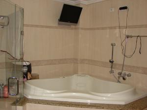 FRANQUICIA MASTER COLOMBIA Townhouse en Alquiler en Avenida Milagro Norte en Maracaibo C&oacute;digo: 11-4231 No.7