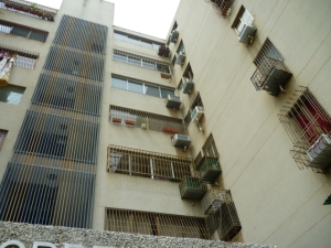 Apartamento / Venta / Maracaibo / Avenida Goajira / FLEXMLS-11-4259