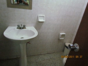 JUSMERI ESPINA Edificio En Alquiler En Maracaibo - Avenida Bella Vista C&oacute;digo FLEX: 11-4260 No.7