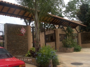 LUIS MONTENEGRO Rif V-02523213-1 Townhouse Venta Valencia El Rincon FLEXMLS-11-4330