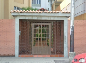 DAHYANA LUGO V-09650795-6 Apartamento En Venta En Maracay - El Centro C&oacute;digo FLEX: 11-4435 No.1