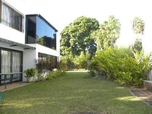 ARIADNA BOUQUETT MORENO Casa Venta Caracas Lomas de La Lagunita FLEXMLS-10-1117