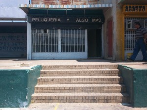MASTER INTERNATIONAL Local Comercial en Alquiler en Los Haticos en Maracaibo C&oacute;digo: 11-4578 No.3
