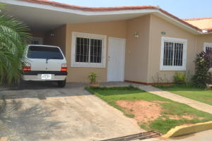Townhouse / Venta / Maracaibo / Zona Norte / FLEXMLS-11-4592