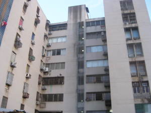Apartamento / Venta / Maracaibo / Avenida Goajira / FLEXMLS-11-4596
