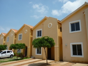 MASTER INTERNATIONAL Townhouse En Venta En Maracaibo - Kilometro 4 C&oacute;digo FLEX: 11-4604