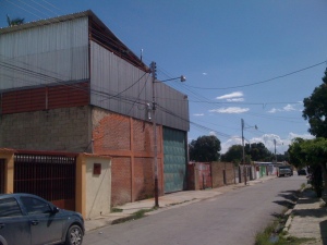 EILEEN CASTILLO Galpon - Deposito En Venta En Maracay - Santa Rita Código FLEX: 11-4648 No.3