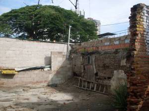EILEEN CASTILLO Terreno Comercial En Venta En Maracay - Zona Centro Código FLEX: 11-4731 No.3