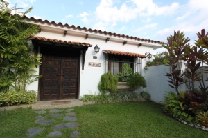 ALO INMUEBLES 2009, C.A. Casa En Venta En Caracas - Cumbres de Curumo <br/>C&oacute;digo FLEX: 11-4754 No.0