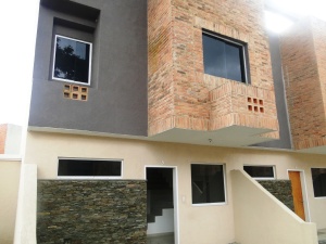ALVARO PARIS Townhouse En Venta En Valencia - Naguanagua C&oacute;digo FLEX: 11-4813 No.3