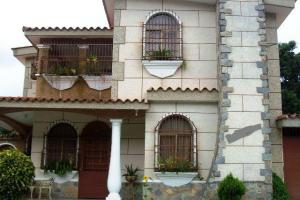 DAHYANA LUGO V-09650795-6 Casa En Venta En Maracay - El Castaño C&oacute;digo FLEX: 11-4954 No.2