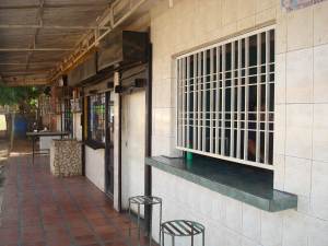 INMUEBLES  KSAMAR C.A. Local Comercial en Venta en Zona Industrial Sur en Maracaibo C&oacute;digo: 11-5179 No.2