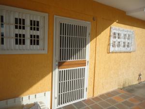 Casa / Alquiler / Ciudad Ojeda / Vargas / FLEXMLS-11-5300