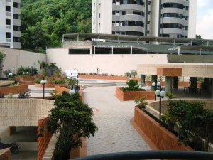 PATRICIA COLINA V-09752084-0 Apartamento En Venta En Valencia - Las Chimeneas C&oacute;digo FLEX: 11-5327 No.2
