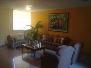 REAL & BUSINESS BROKER&acute;S C.A Townhouse En Venta En Ciudad Ojeda - La Tropicana C&oacute;digo FLEX: 11-5469 No.1