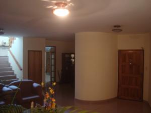 REAL & BUSINESS BROKER&acute;S C.A Townhouse En Venta En Ciudad Ojeda - La Tropicana C&oacute;digo FLEX: 11-5469 No.2