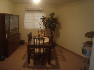 REAL & BUSINESS BROKER&acute;S C.A Townhouse En Venta En Ciudad Ojeda - La Tropicana C&oacute;digo FLEX: 11-5469 No.3