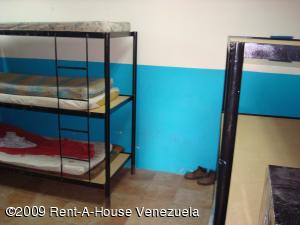 SHEILA TORO Galpon - Deposito En Venta En Ciudad Ojeda - La L C&oacute;digo FLEX: 11-5476 No.5