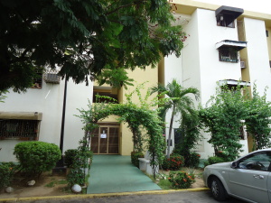 Apartamento / Venta / Maracaibo / Avenida Goajira / FLEXMLS-11-5563