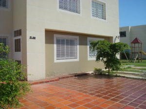 ISABEL BARRIOS Casa Venta Maracaibo Circunvalacion Uno FLEXMLS-10-7663
