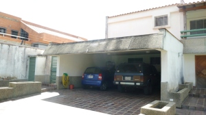 ROSAURA ISLA Casa En Venta En Valencia - Altos de Guataparo C&oacute;digo FLEX: 11-5626 No.2