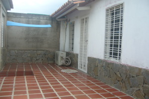EILEEN CASTILLO Casa En Venta En Turmero - Parque Residencial Araguaney II Código FLEX: 11-5646 No.2