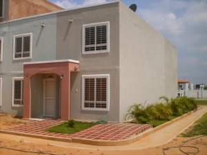 MASTER INTERNATIONAL Townhouse en Venta en Via La Concepcion en Maracaibo C&oacute;digo: 11-5671 No.1