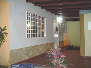 MASTER INTERNATIONAL Casa en Venta en Los Lirios en Palo Negro C&oacute;digo: 11-5696 No.2