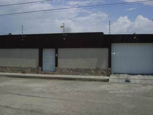 Venta - Casa En Cumana - Parcelamiento Mirandaimage fachada RAH:11-5810