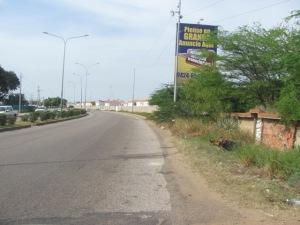 JUSMERI ESPINA Terreno Comercial En Venta En Maracaibo - Avenida Goajira C&oacute;digo FLEX: 11-5995 No.4