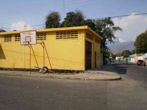 EILEEN CASTILLO Local Comercial En Venta En Maracay - 23 de Enero Código FLEX: 11-5994 No.3