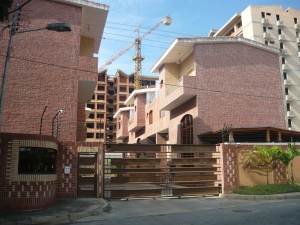 LISETH GONZALEZ Townhouse Venta Valencia Campo Alegre FLEXMLS-11-6029