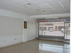 MARIEDOS DAVALILLO Local Comercial En Venta En Maracaibo - Calle 72 C&oacute;digo FLEX: 11-6040 No.3