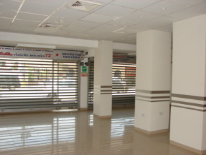 MARIEDOS DAVALILLO Local Comercial En Venta En Maracaibo - Calle 72 C&oacute;digo FLEX: 11-6040 No.5