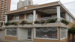 WENDY URDANETA Casa En Venta En Maracaibo - Avenida El Milagro C&oacute;digo FLEX: 11-6120 No.0