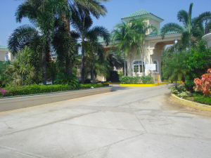 CARMI�A & ASOCIADOS Townhouse En Venta En Maracaibo - Fuerzas Armadas C&oacute;digo FLEX: 11-6127 No.1