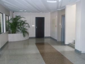 FRANQUICIA COMERCIAL GARIBALDI VALENCIA. Alquiler y venta de inmuebles a nivel nacional. Apartamento En Venta En Valencia - El Parral C&oacute;digo FLEX: 11-6144 No.4